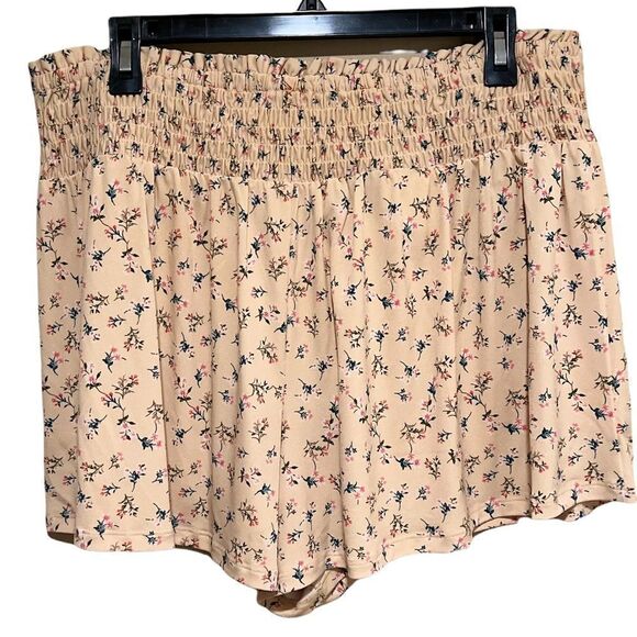 BCBGENERATION Smocked Waist Shorts In Peach - Picture 3 of 8